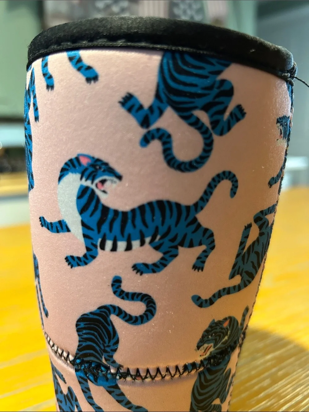 JavaSok Pink and Blue Tiger Neoprene Can Cooler Large 30-32 oz